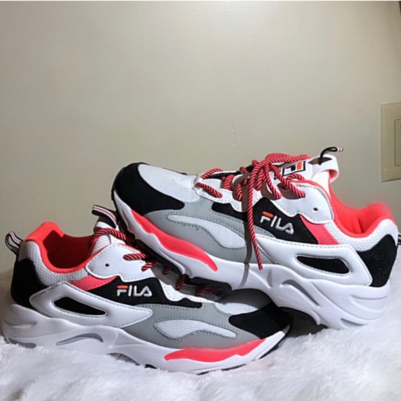 Women’s Sneakers